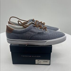 Tommy Hilfiger Men's Gray and Brown Sneakers